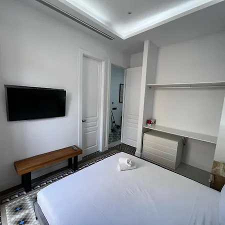 Grand Larios Apartament